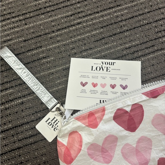 Hi Love Medium Water Resistant Zipper Pak - Picture 3 of 4